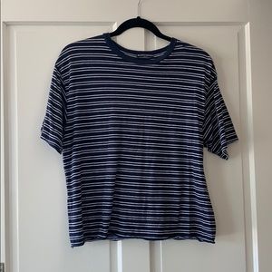 Brandy Melville t-shirt